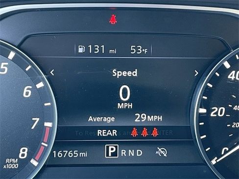 Used 2024 Nissan Frontier SV image 14