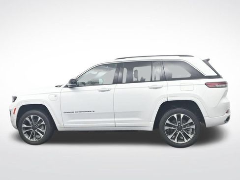 Used 2023 Jeep Grand Cherokee Overland AWD/4WD image 10