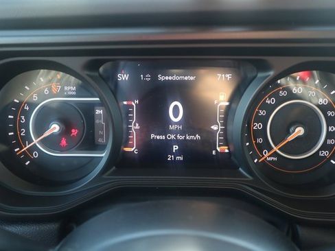 New 2025 Jeep Gladiator Sport image 9