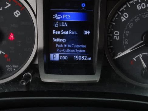 Used 2023 Toyota Tacoma TRD Off-Road image 27