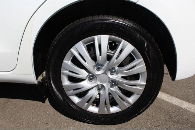 Used 2016 Toyota Yaris L FWD image 47