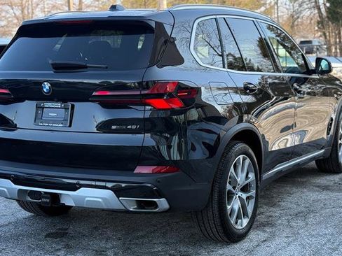 Used 2024 BMW X5 sDrive40i w/ Parking Assistance Package image 5