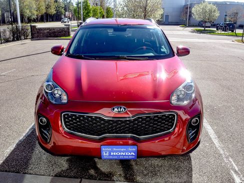 Used 2017 Kia Sportage LX w/ LX Popular Package AWD/4WD image 3