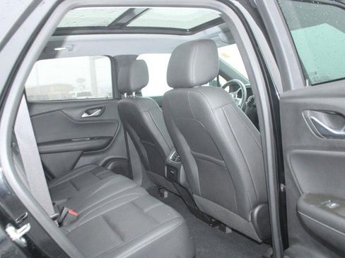 Used 2022 Chevrolet Blazer LT w/ Redline Edition image 12