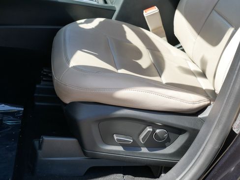 Used 2020 Ford Explorer Limited AWD/4WD image 13