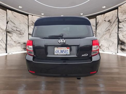 Used 2009 Scion xD image 7