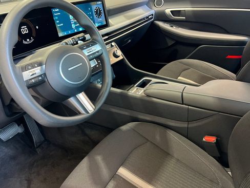 Used 2026 Hyundai Sonata Blue FWD image 11