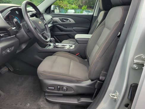 Certified 2019 Chevrolet Traverse LT FWD image 30