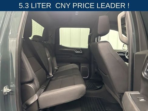 Used 2025 Chevrolet Silverado 1500 LT AWD/4WD image 18