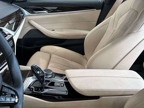 Certified 2023 BMW 530i w/ Premium Package RWD image 12