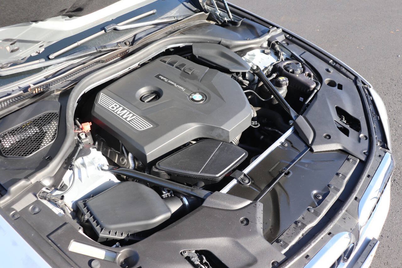 Used 2017 BMW 530i RWD image 13