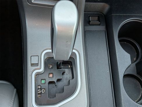 Used 2014 Toyota Sequoia Limited image 26