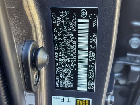 Used 2022 Toyota Prius LE image 29