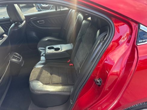 Used 2010 Ford Taurus SHO image 37