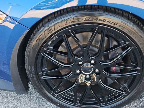 Used 2022 Ford Mustang GT Premium w/ GT Performance Package RWD image 9