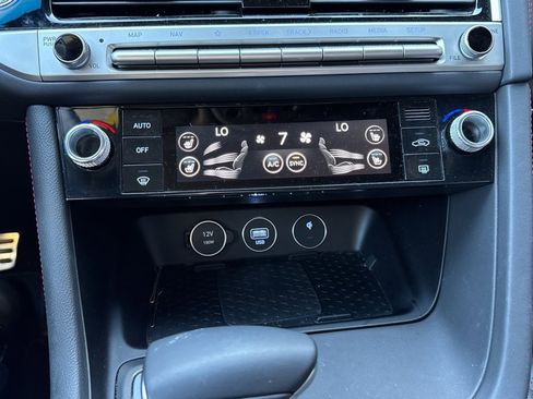 Used 2025 Genesis G70 2.5T w/ Sport Prestige Package image 14