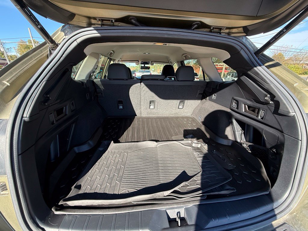 Used 2020 Subaru Outback Onyx Edition XT w/ Popular Package #2 AWD/4WD image 26