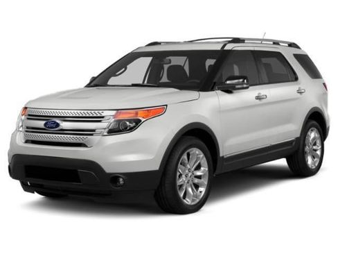 Used 2015 Ford Explorer XLT w/ Equipment Group 202A FWD image 1