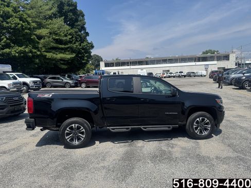 Used 2022 Chevrolet Colorado Z71 AWD/4WD image 4