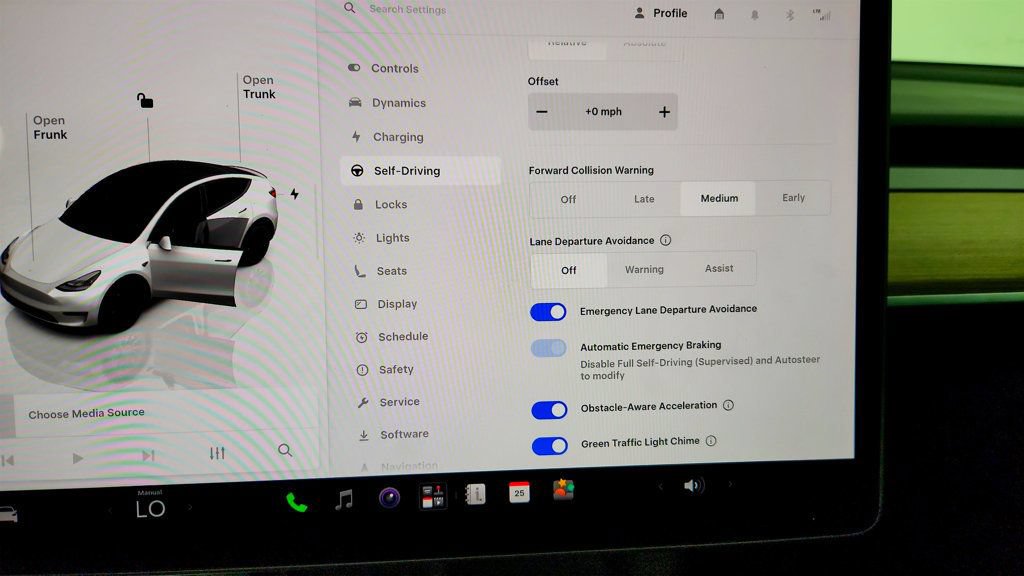 Used 2023 Tesla Model Y Performance AWD/4WD image 21