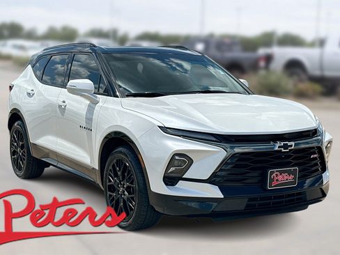 Used 2023 Chevrolet Blazer RS w/ Driver Confidence II Package FWD image 1