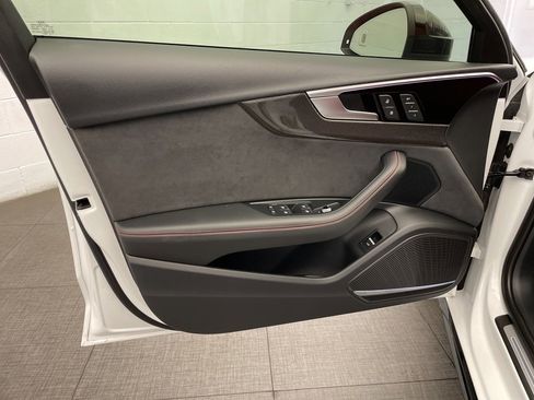 Used 2024 Audi S4 Prestige image 24