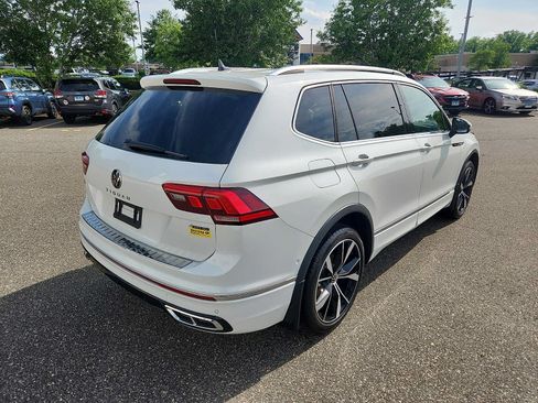 Used 2024 Volkswagen Tiguan SEL R-Line AWD/4WD image 6