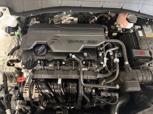 Certified 2024 Hyundai Kona SEL w/ Convenience Package AWD/4WD image 9