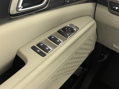 New 2026 Kia Carnival SX Prestige image 16