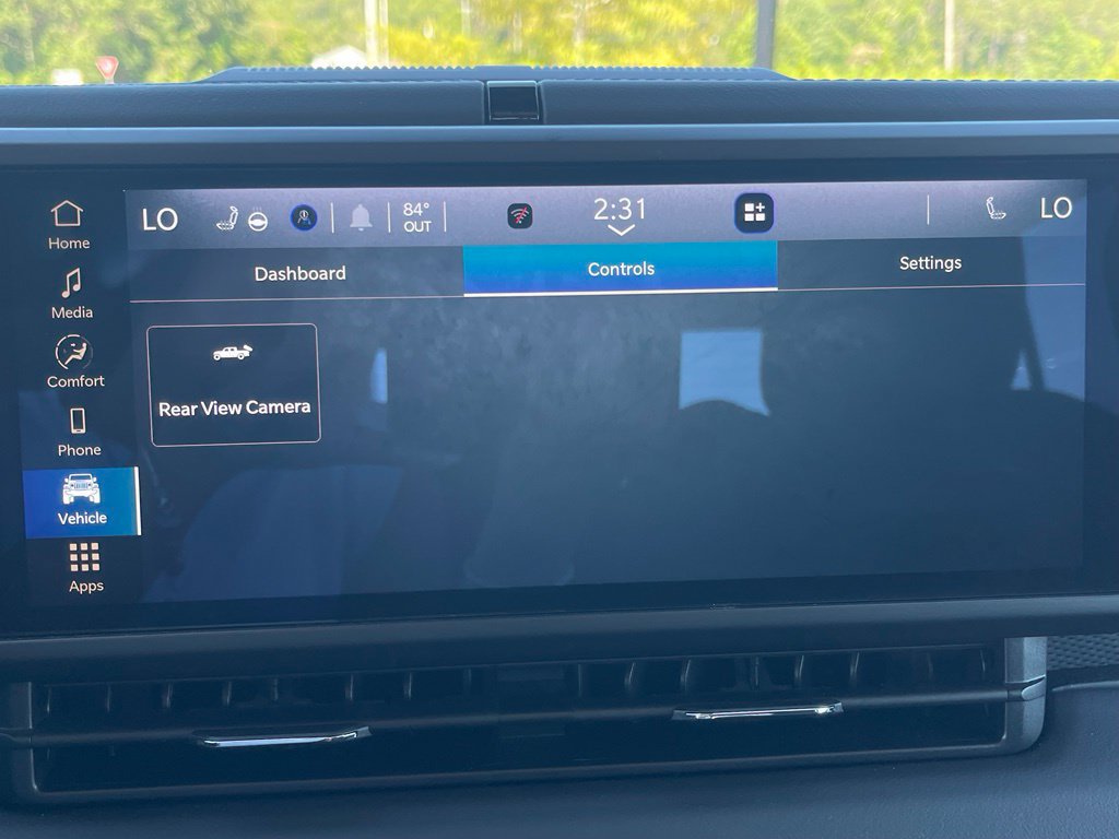 Used 2025 Jeep Gladiator Mojave w/ Convenience Group AWD/4WD image 31
