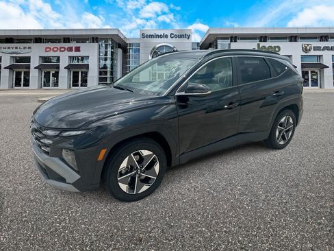 Used 2025 Hyundai Tucson SEL FWD image 5