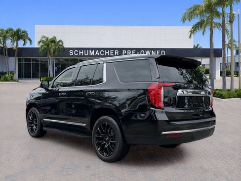 Used 2023 GMC Yukon SLT w/ SLT Premium Package RWD image 5