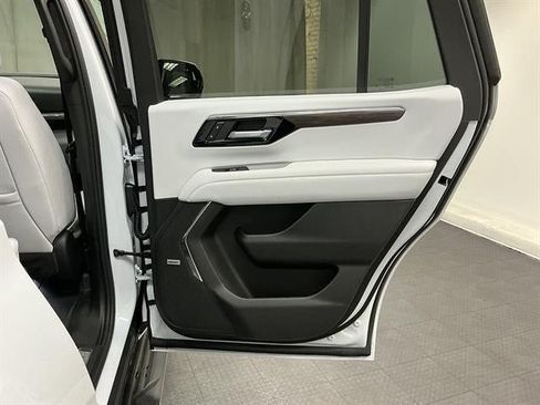 New 2026 Chevrolet Tahoe Premier AWD/4WD image 38