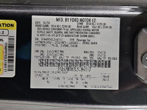 Used 2020 Ford Mustang Coupe RWD image 28