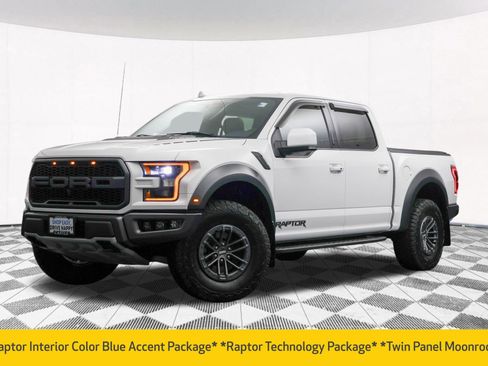Used 2019 Ford F150 Raptor w/ Equipment Group 802A Luxury AWD/4WD image 2