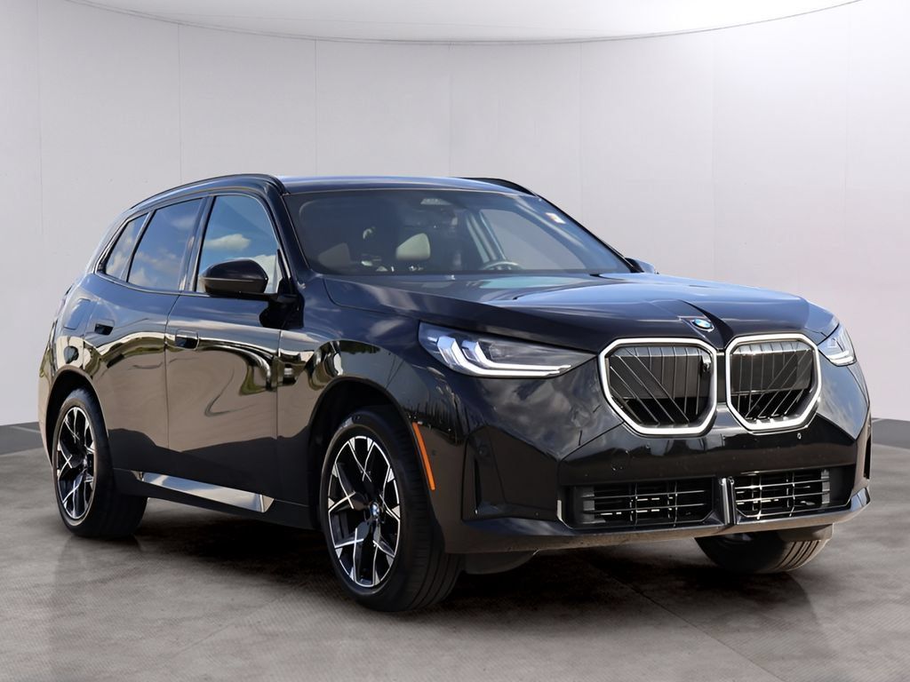 Used 2025 BMW X3 xDrive30i AWD/4WD image 3