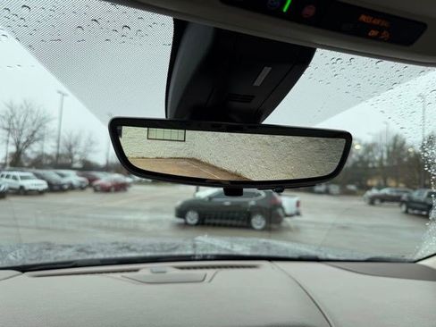 Used 2021 GMC Yukon XL Denali image 39