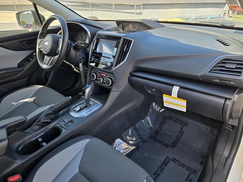 Used 2023 Subaru Crosstrek 2.0i Premium image 29