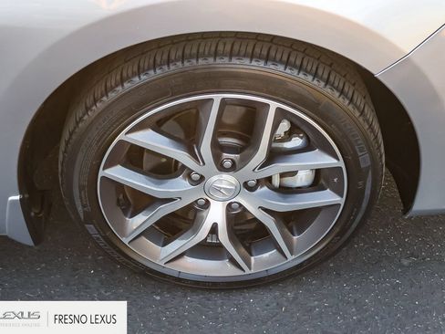 Used 2019 Acura ILX w/ Premium Package FWD image 9