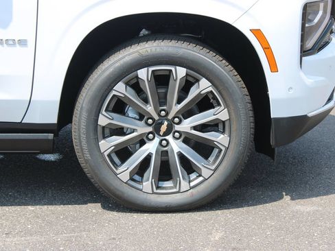 New 2026 Chevrolet Tahoe High Country AWD/4WD image 12