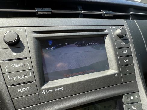 Used 2013 Toyota Prius Three image 21