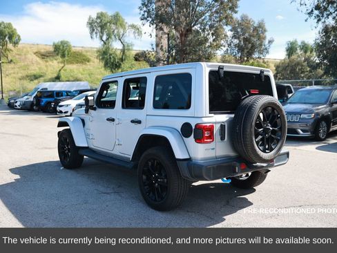 Used 2022 Jeep Wrangler Unlimited Sahara w/ Cold Weather Group image 3