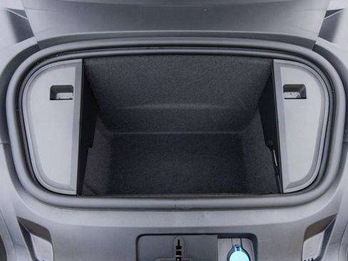 New 2025 Porsche Taycan 4S image 52