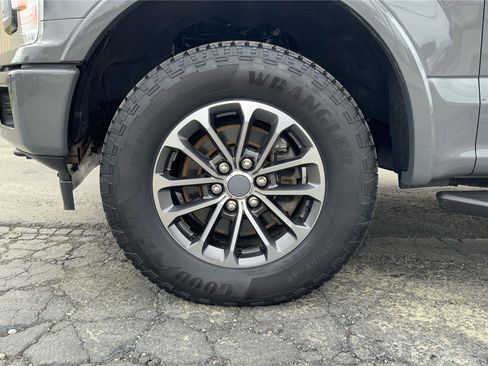 Used 2020 Ford F150 XLT w/ Equipment Group 302A Luxury AWD/4WD image 31