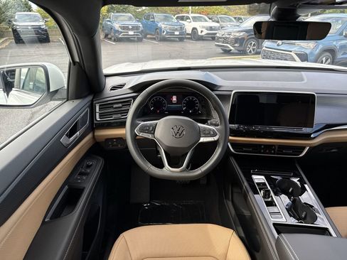 New 2026 Volkswagen Atlas Cross Sport SEL image 15