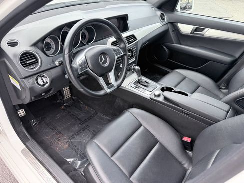 Used 2013 Mercedes-Benz C 300 4MATIC Sedan image 23