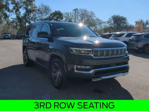 Used 2022 Jeep Grand Wagoneer Series I image 3