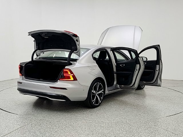 Used 2024 Volvo S60 B5 Ultimate w/ Climate Package AWD/4WD image 11