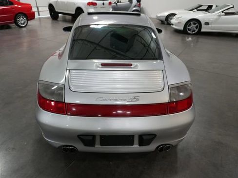Used 2004 Porsche 911 Carrera RWD image 22