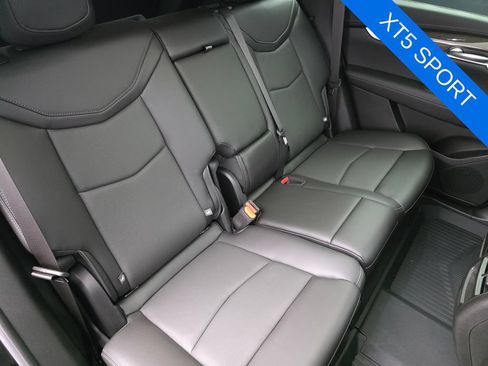 Used 2024 Cadillac XT5 Sportv w/ Technology Package AWD/4WD image 26